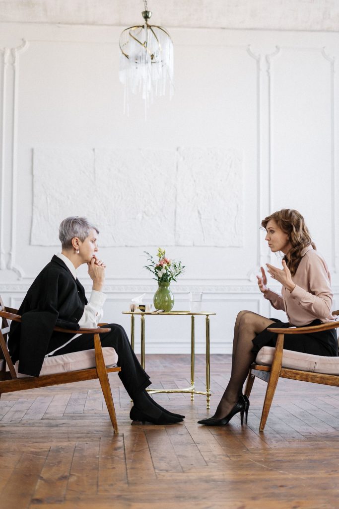 Comment le dialogue avec un thérapeute holistique ou un travail thérapeutique peut permettre le développement ?